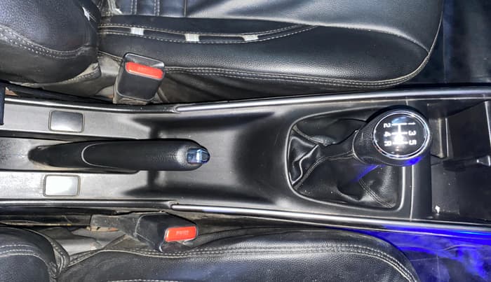 2019 Maruti Baleno DELTA PETROL 1.2, Petrol, Manual, 39,222 km, Gear Lever