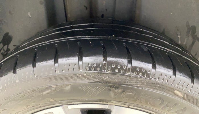 2022 Skoda SLAVIA STYLE 1.5L TSI DSG, Petrol, Automatic, 70,942 km, Right Rear Tyre Tread