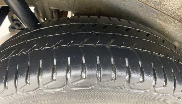 2013 Maruti Wagon R 1.0 VXI, Petrol, Manual, 79,744 km, Right Rear Tyre Tread