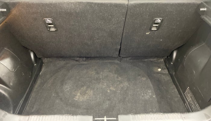 2018 Maruti Swift ZXI (AMT), Petrol, Automatic, 60,011 km, Boot Inside