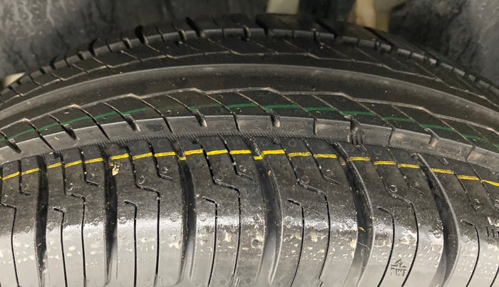 2018 Maruti Swift ZXI (AMT), Petrol, Automatic, 60,011 km, Left Rear Tyre Tread