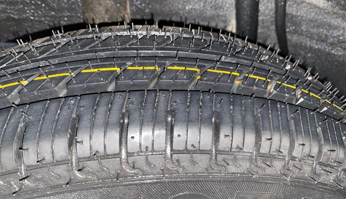 2019 Datsun Redi Go S 1.0, Petrol, Manual, 36,748 km, Right Rear Tyre Tread