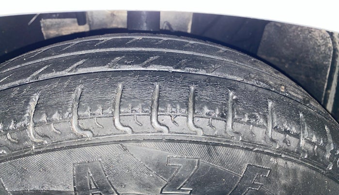 2019 Datsun Redi Go S 1.0, Petrol, Manual, 36,748 km, Left Front Tyre Tread