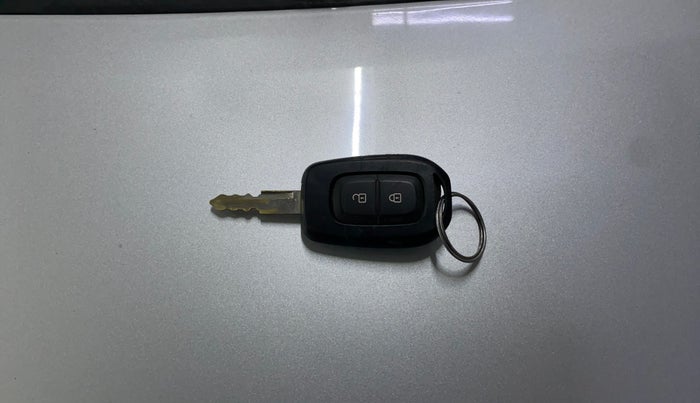 2019 Datsun Redi Go S 1.0, Petrol, Manual, 36,748 km, Key Close Up