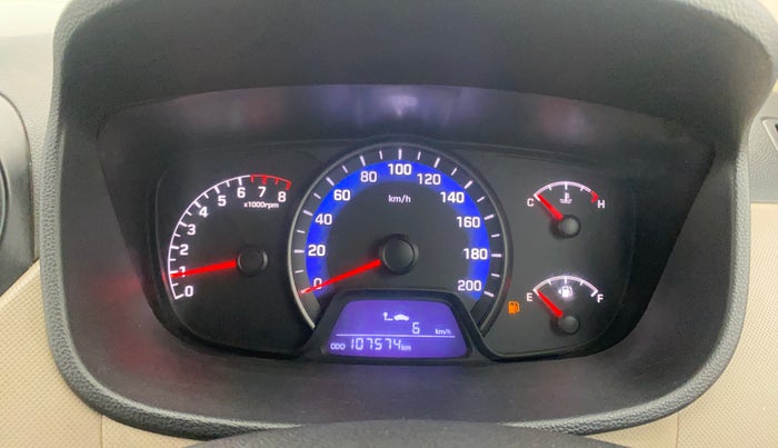 2016 Hyundai Xcent S 1.2, Petrol, Manual, 1,07,573 km, Odometer Image