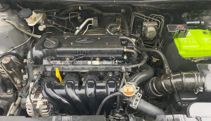 2016 Hyundai Verna 1.6 VTVT SX, Petrol, Manual, 64,510 km, Engine View