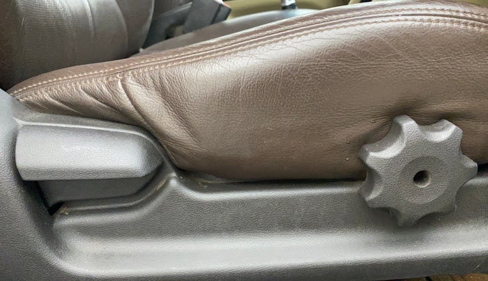 2016 Hyundai Verna 1.6 VTVT SX, Petrol, Manual, 64,510 km, Driver Side Adjustment Panel