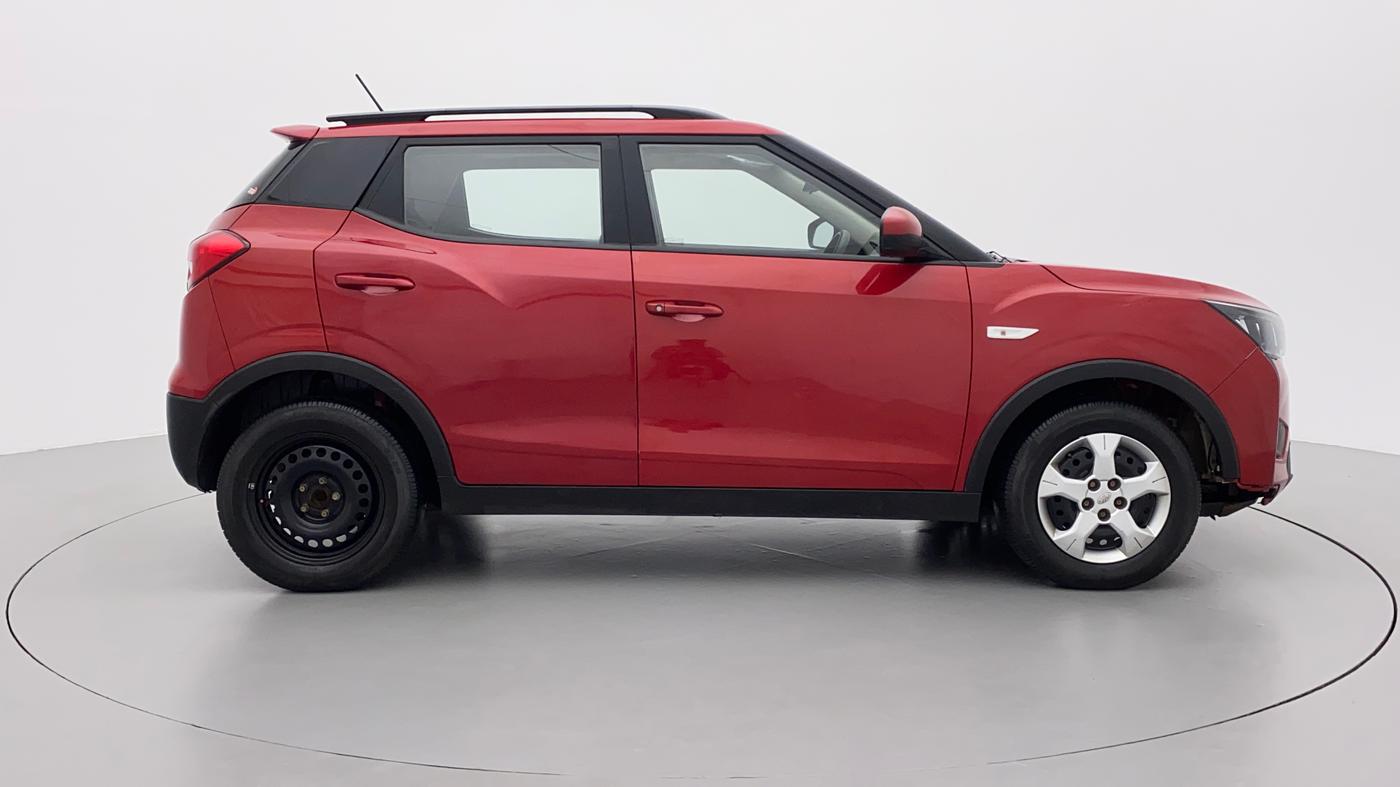 2021 Mahindra XUV300 W6 1.5 DIESEL, Diesel, Manual, 79,714 km, Right Side View