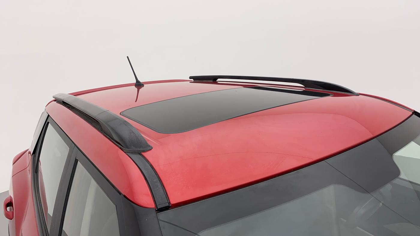 2021 Mahindra XUV300 W6 1.5 DIESEL, Diesel, Manual, 79,714 km, Roof