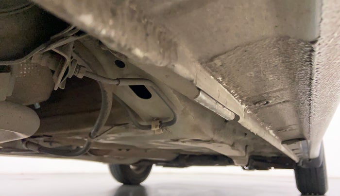 2018 Maruti Dzire ZXI, Petrol, Manual, 32,691 km, Right Side Underbody