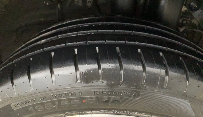 2015 Hyundai Elite i20 SPORTZ 1.2 (O), Petrol, Manual, 84,042 km, Left Rear Tyre Tread