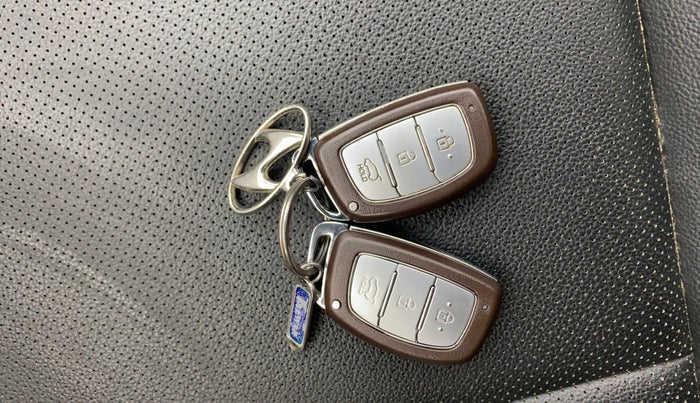 2019 Hyundai Creta SX (O) 1.6 PETROL, Petrol, Manual, 62,333 km, Key Close Up