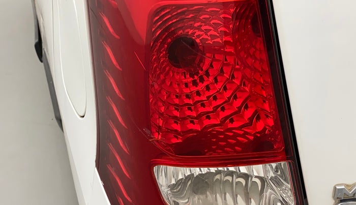 2013 Maruti Wagon R 1.0 VXI, Petrol, Manual, 83,560 km, Left tail light - < 2 inches,no. = 2