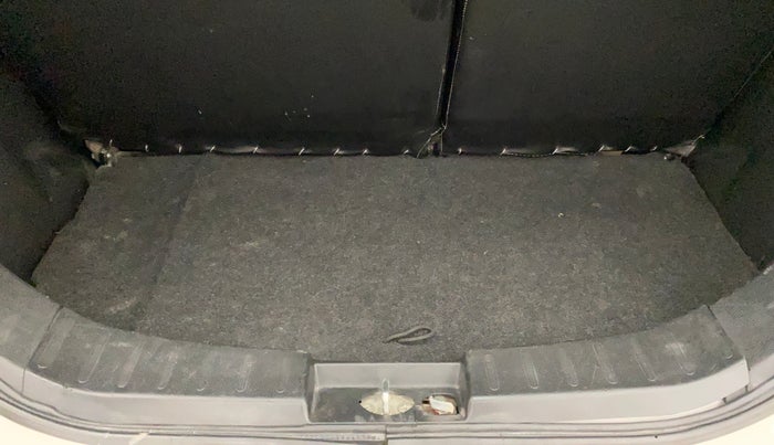 2013 Maruti Wagon R 1.0 VXI, Petrol, Manual, 83,560 km, Boot Inside