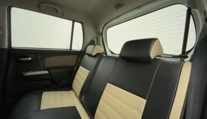 2013 Maruti Wagon R 1.0 VXI, Petrol, Manual, 83,560 km, Right Side Rear Door Cabin