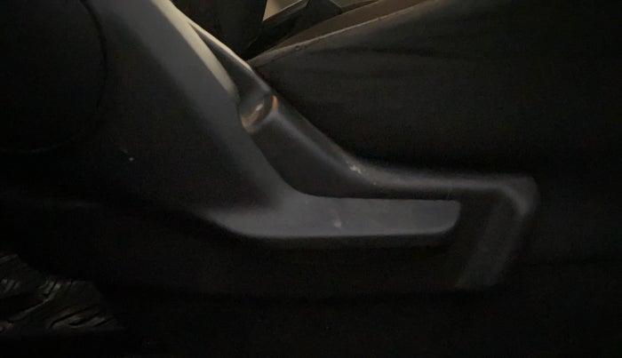 2019 Maruti IGNIS ZETA 1.2 AMT, Petrol, Automatic, 84,117 km, Driver Side Adjustment Panel