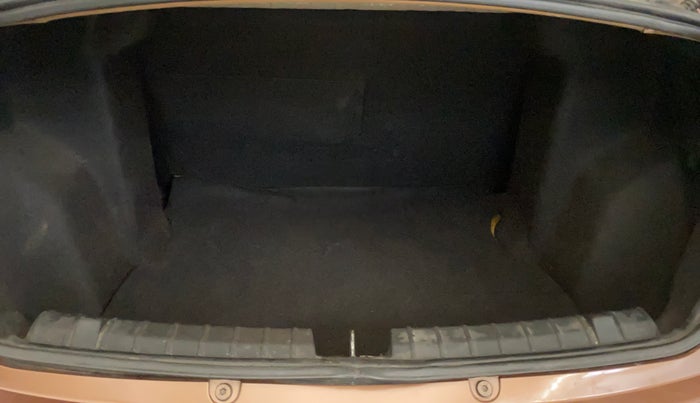 2017 Tata TIGOR XZ PETROL, Petrol, Manual, 31,205 km, Boot Inside