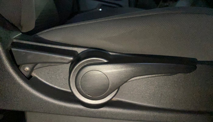 2017 Tata TIGOR XZ PETROL, Petrol, Manual, 31,205 km, Driver Side Adjustment Panel
