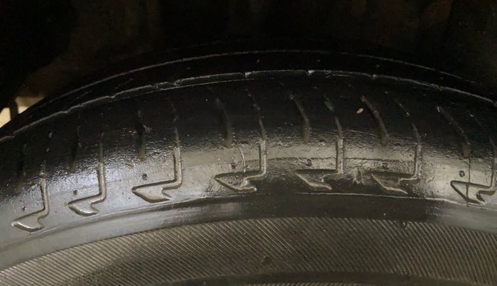 2017 Tata TIGOR XZ PETROL, Petrol, Manual, 31,205 km, Right Rear Tyre Tread