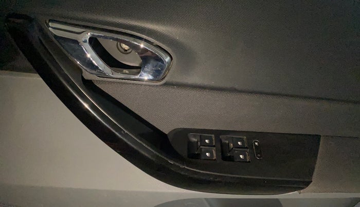 2017 Tata TIGOR XZ PETROL, Petrol, Manual, 31,205 km, Driver Side Door Panels Control
