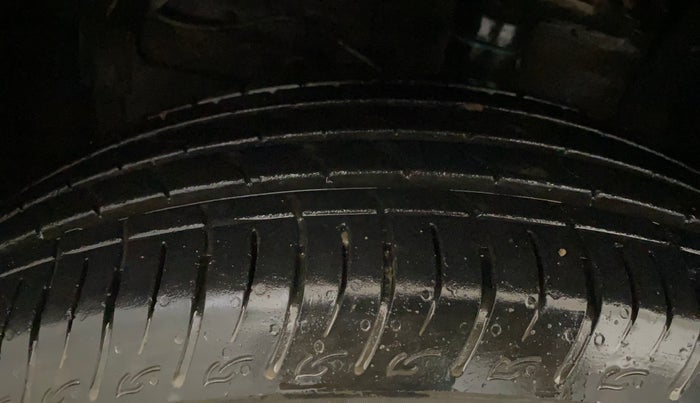 2024 Maruti BREZZA VXI, Petrol, Manual, 8,280 km, Right Front Tyre Tread