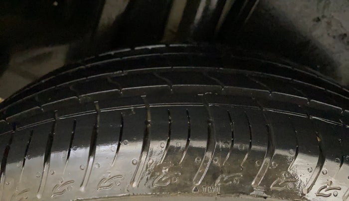 2024 Maruti BREZZA VXI, Petrol, Manual, 8,280 km, Right Rear Tyre Tread