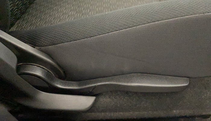 2024 Maruti BREZZA VXI, Petrol, Manual, 8,280 km, Driver Side Adjustment Panel