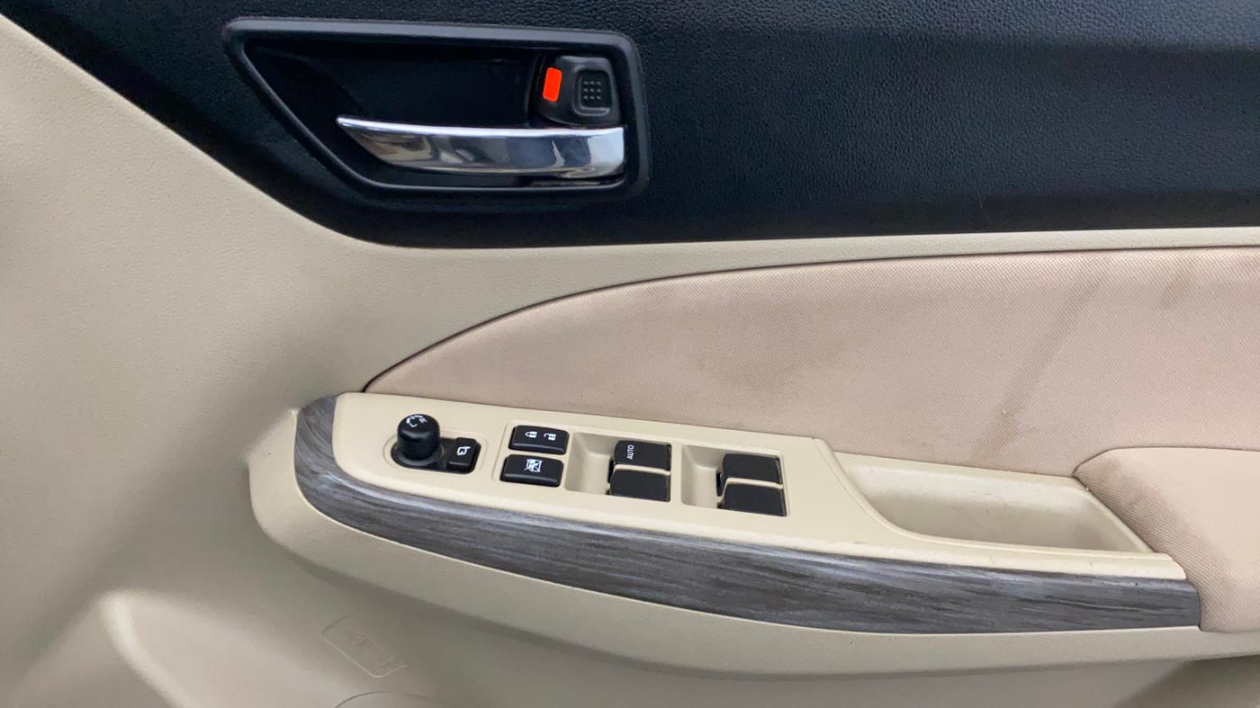 2023 Maruti Dzire ZXI Plus, Petrol, Manual, 61,806 km, Driver Side Door Panels Control