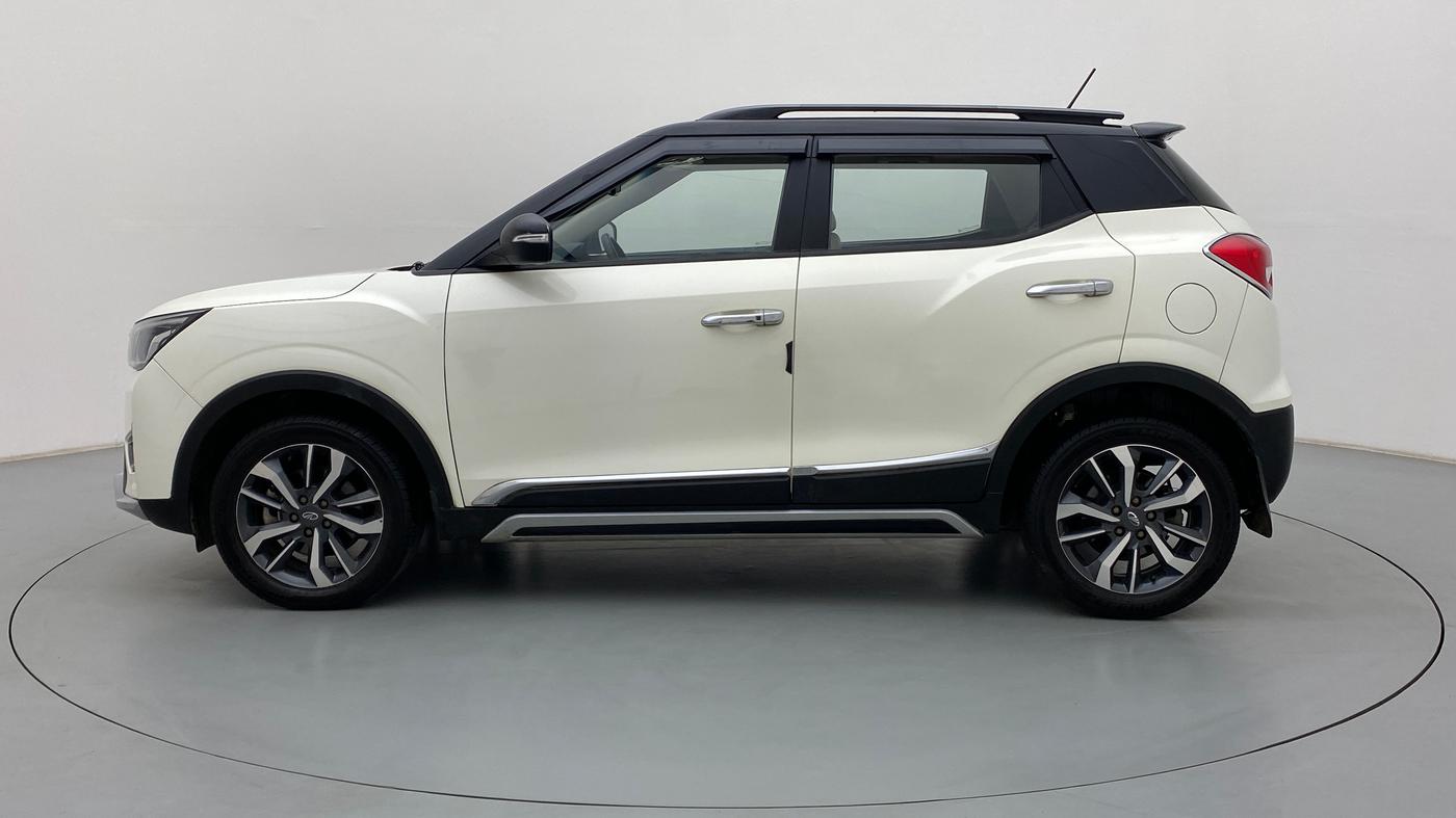 2021 Mahindra XUV300 W8 (O) DIESEL  AT, Diesel, Automatic, 39,403 km, Left Side
