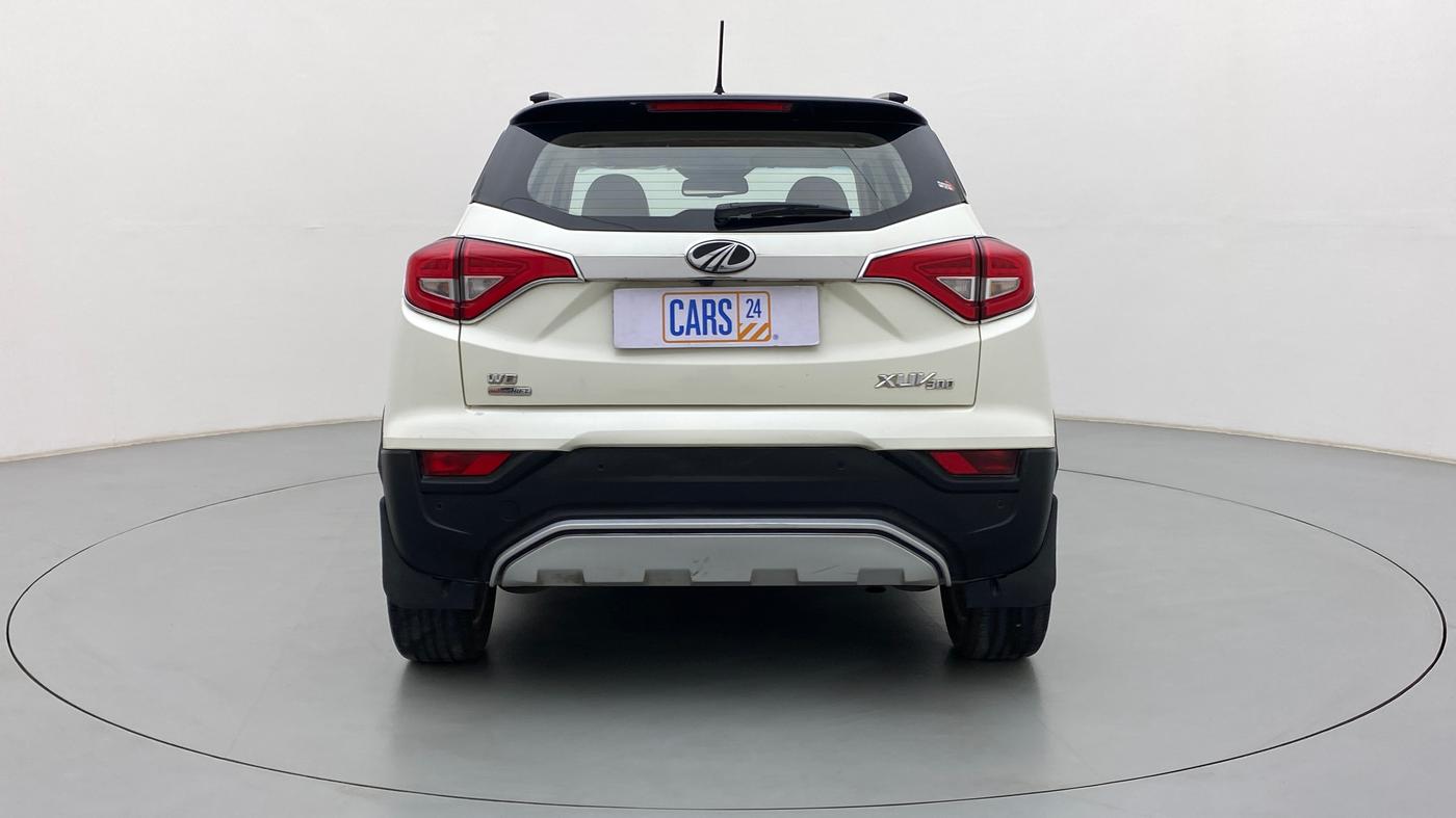 2021 Mahindra XUV300 W8 (O) DIESEL  AT, Diesel, Automatic, 39,403 km, Back/Rear