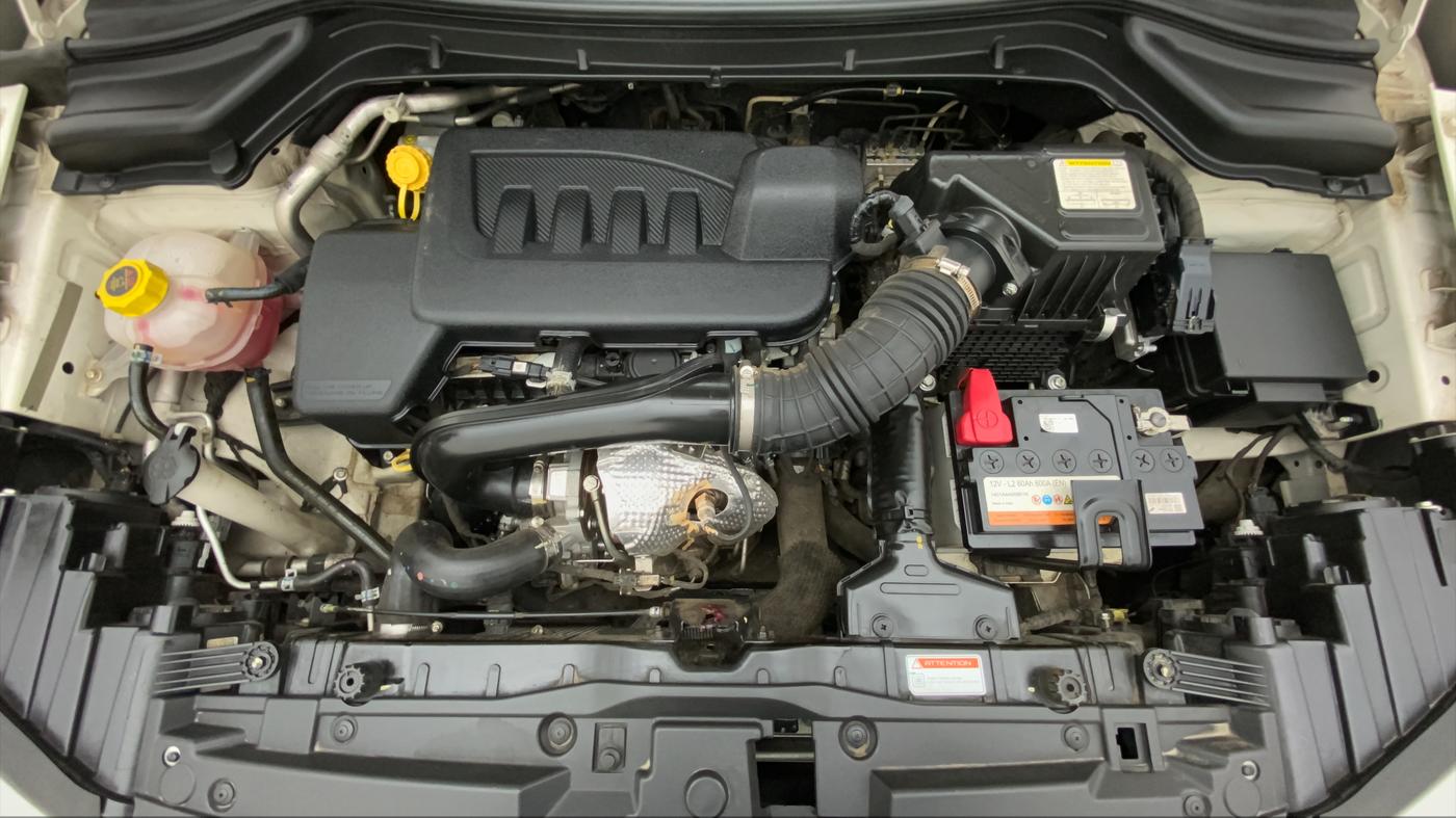2021 Mahindra XUV300 W8 (O) DIESEL  AT, Diesel, Automatic, 39,403 km, Open Bonet