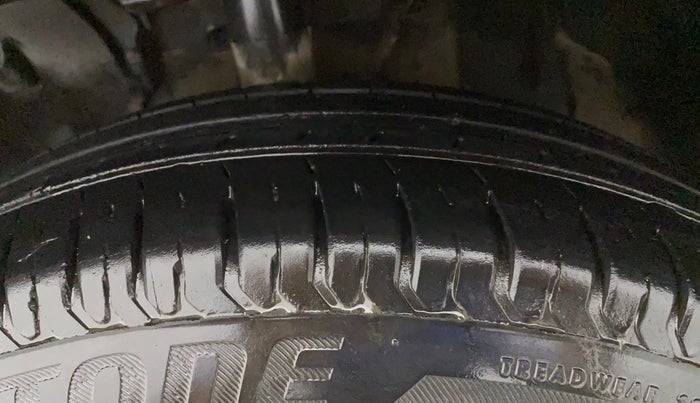 2021 Tata ALTROZ XM PETROL, Petrol, Manual, 43,540 km, Left Front Tyre Tread