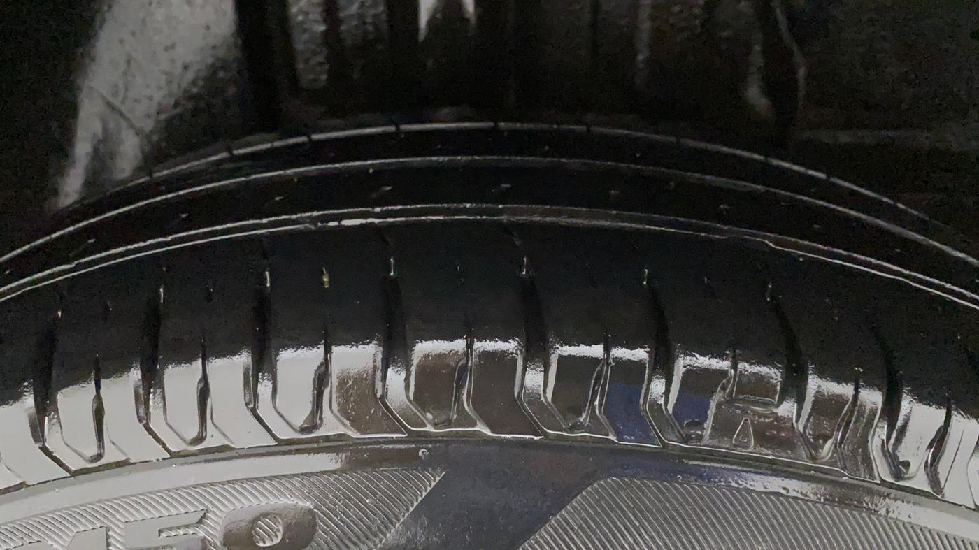 2021 Tata ALTROZ XM PETROL, Petrol, Manual, 43,540 km, Right Rear Tyre Tread