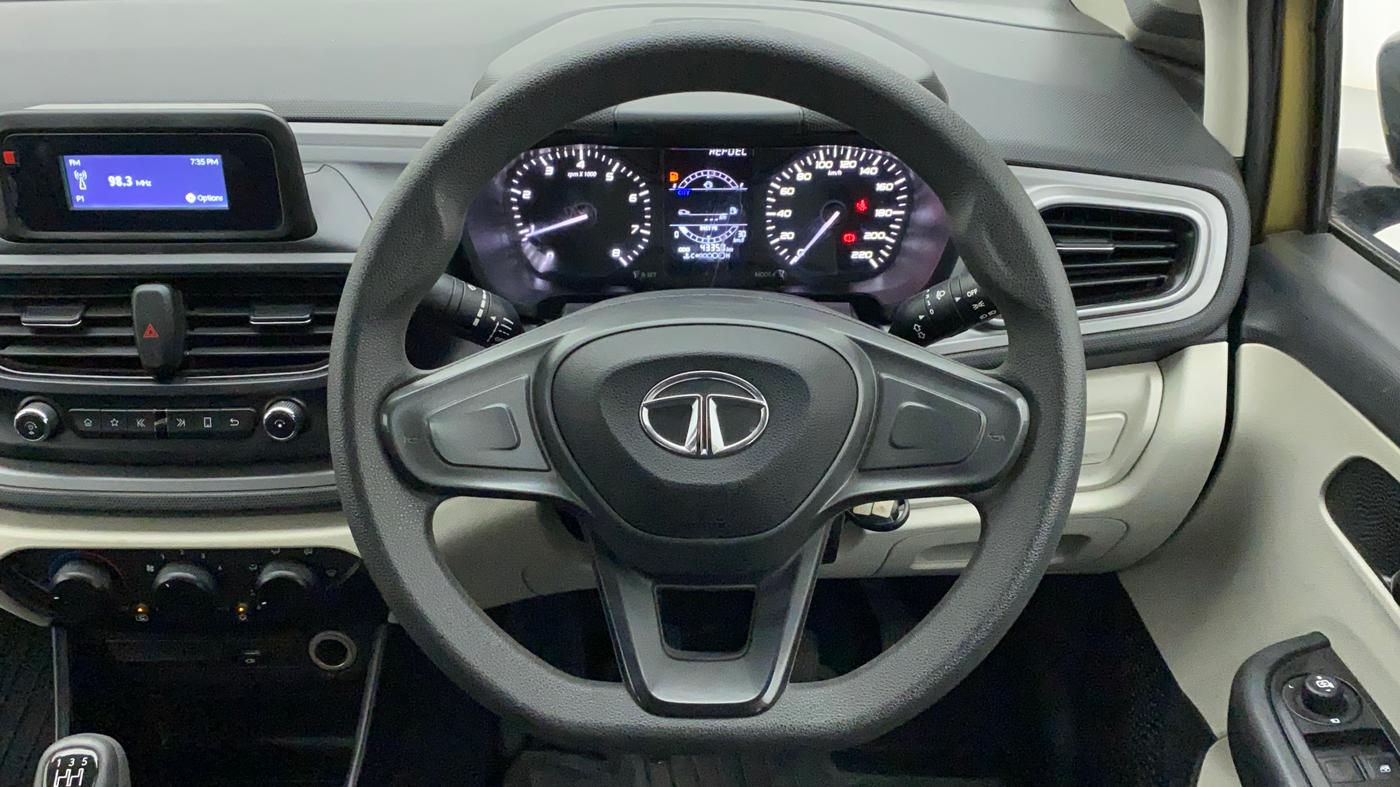 2021 Tata ALTROZ XM PETROL, Petrol, Manual, 43,540 km, Steering Wheel Close Up