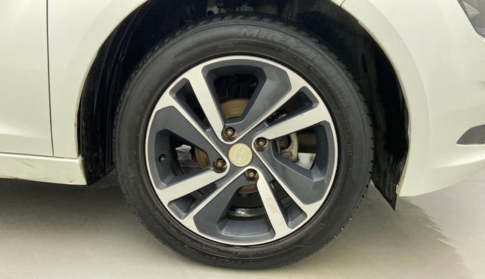 2020 Tata ALTROZ XZ 1.2, Petrol, Manual, 21,479 km, Right Front Wheel