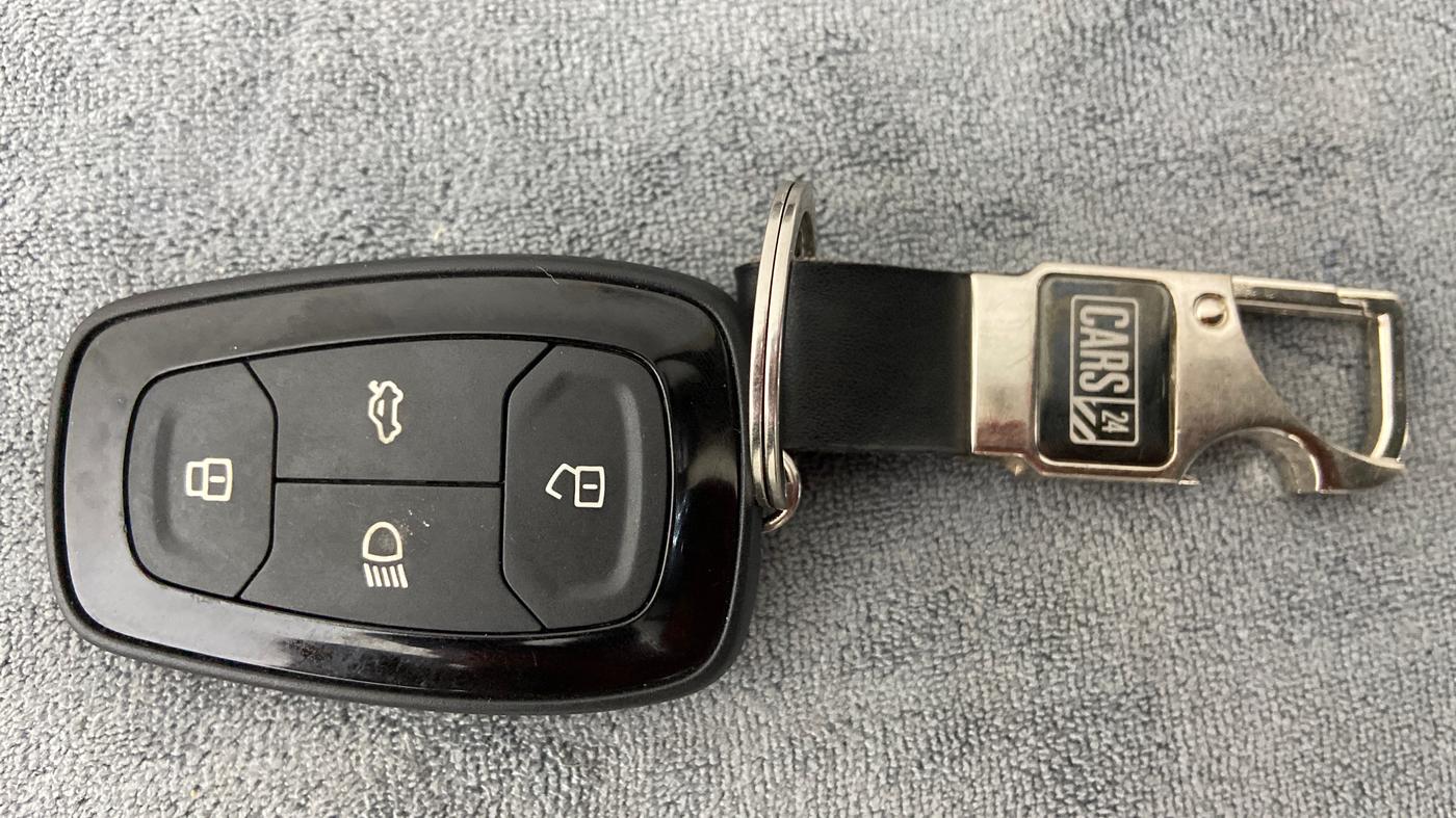 2020 Tata ALTROZ XZ 1.2, Petrol, Manual, 21,479 km, Key Close Up