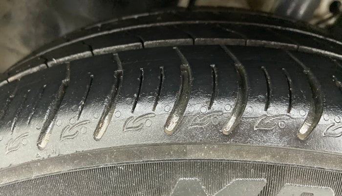 2020 Tata ALTROZ XZ 1.2, Petrol, Manual, 21,479 km, Left Front Tyre Tread