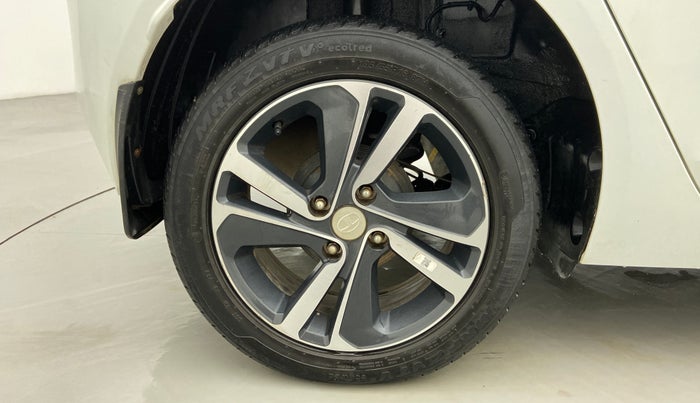 2020 Tata ALTROZ XZ 1.2, Petrol, Manual, 21,479 km, Right Rear Wheel
