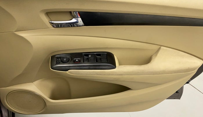 2012 Honda City 1.5L I-VTEC V AT SUNROOF, Petrol, Automatic, 94,387 km, Driver Side Door Panels Control