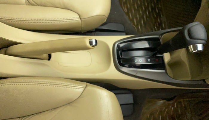 2012 Honda City 1.5L I-VTEC V AT SUNROOF, Petrol, Automatic, 94,387 km, Gear Lever