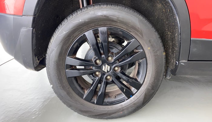 2018 Maruti Vitara Brezza ZDI, Diesel, Manual, 81,360 km, Right Rear Wheel