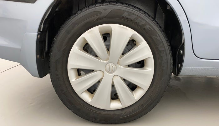 2017 Maruti Ertiga VXI CNG, CNG, Manual, 44,582 km, Right Rear Wheel