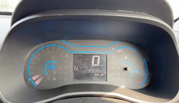 2022 Renault Kwid CLIMBER 1.0 AMT, Petrol, Automatic, 27,697 km, Odometer Image