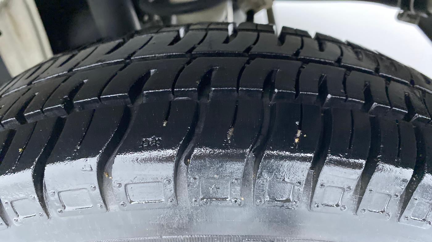 2018 Maruti Alto 800 LXI, Petrol, Manual, 11,011 km, Left Rear Tyre Tread