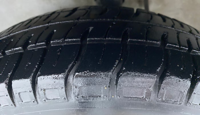 2018 Maruti Alto 800 LXI, Petrol, Manual, 11,011 km, Left Front Tyre Tread