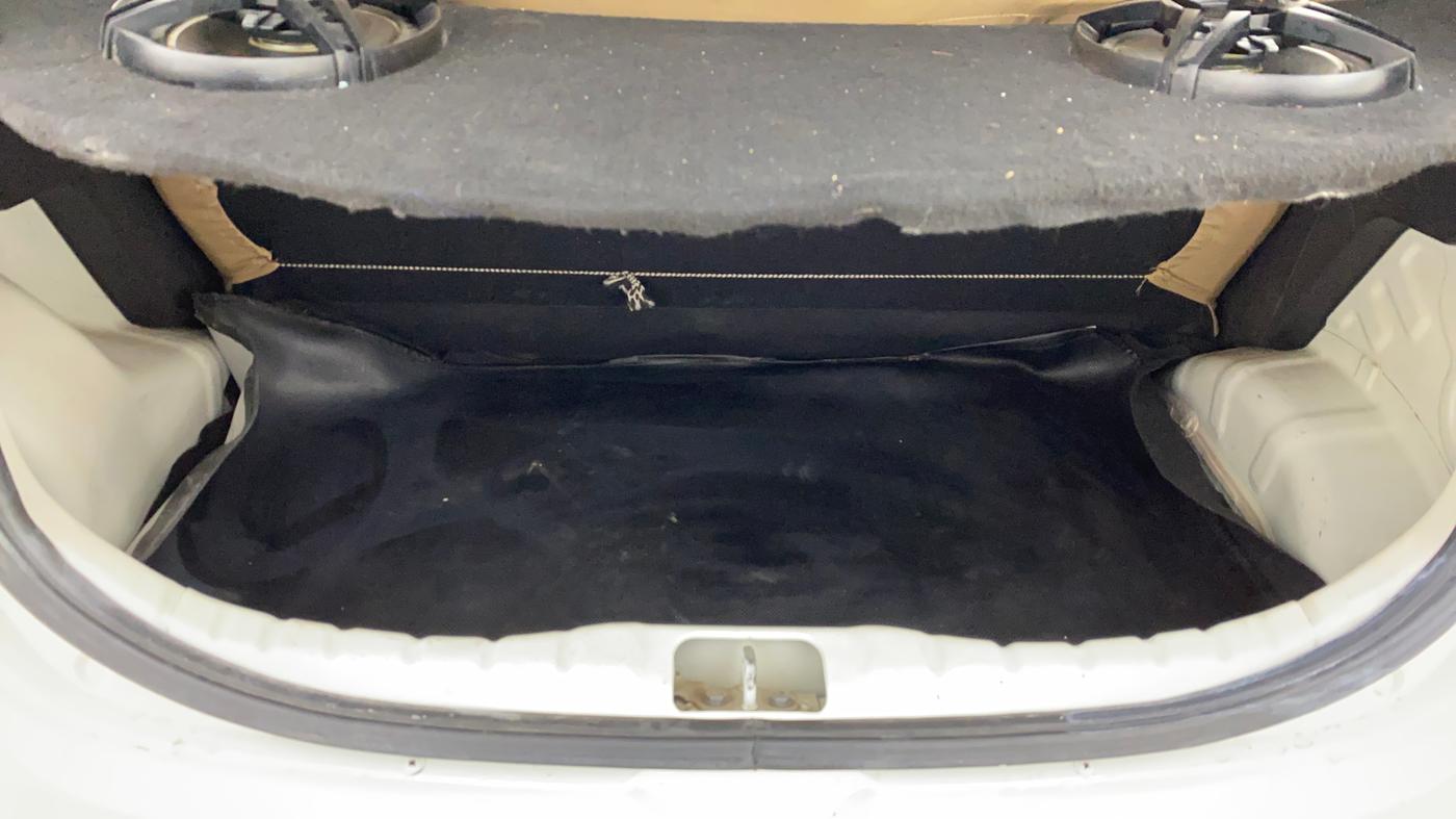 2018 Hyundai Eon D-LITE+, Petrol, Manual, 27,764 km, Boot Inside