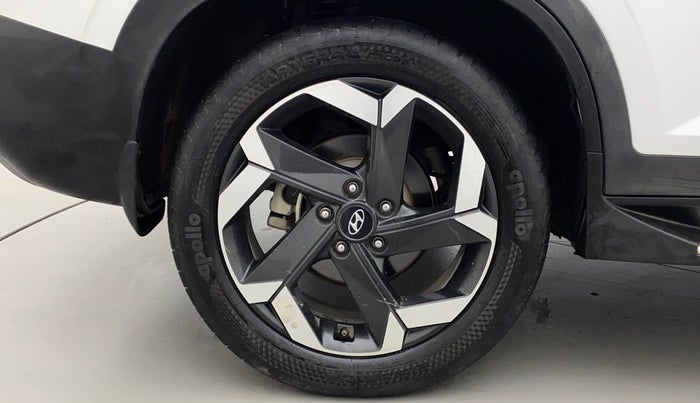 2022 Hyundai ALCAZAR 1.5 SIGNATURE (O) AT 7STR, Diesel, Automatic, 40,094 km, Right Rear Wheel