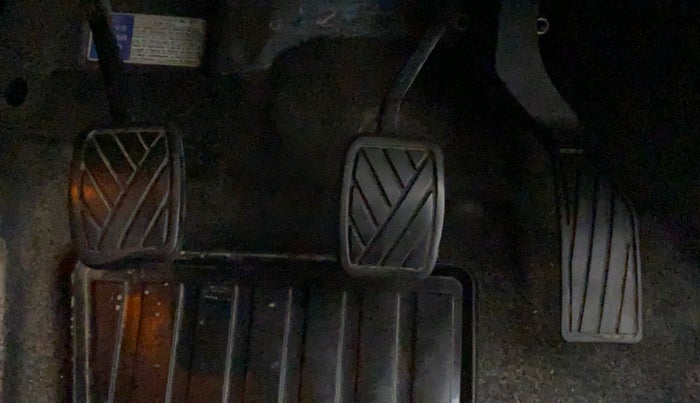 2016 Maruti Vitara Brezza ZDI, Diesel, Manual, 57,908 km, Pedals