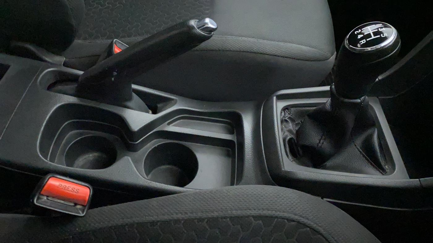 2016 Maruti Vitara Brezza ZDI, Diesel, Manual, 57,908 km, Gear Lever