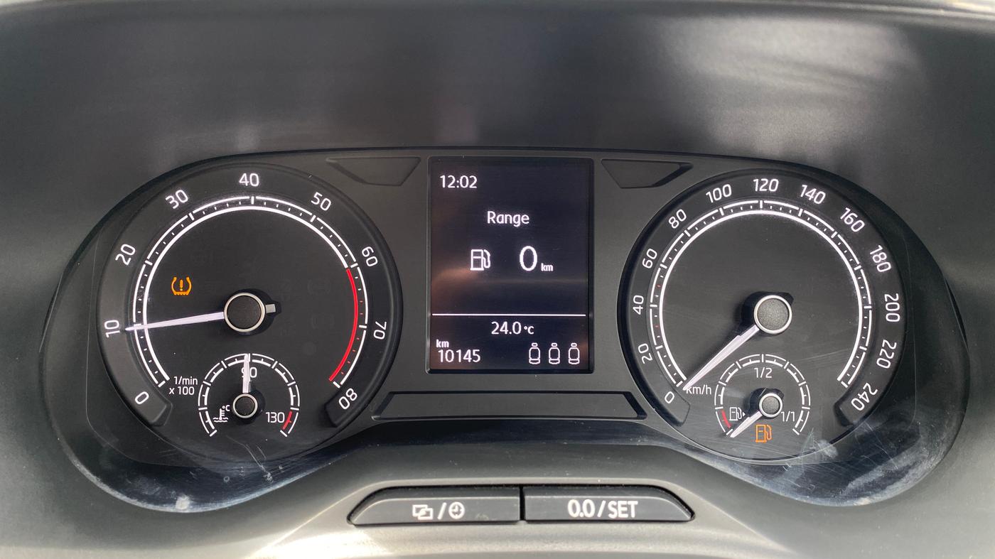 2025 Skoda Kylaq Signature, Petrol, Manual, 10,030 km, Odometer Image